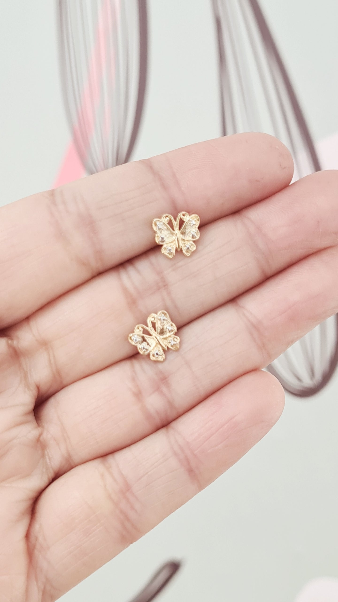 Aretes butterfly studs